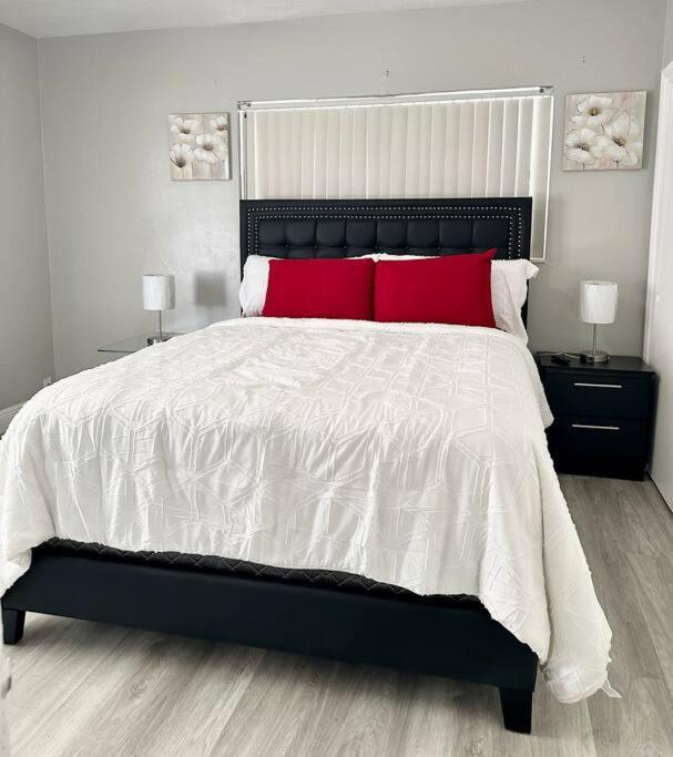 The Manors - Cozy 2 Bedrooms, 2 Baths Fort Lauderdale Luaran gambar